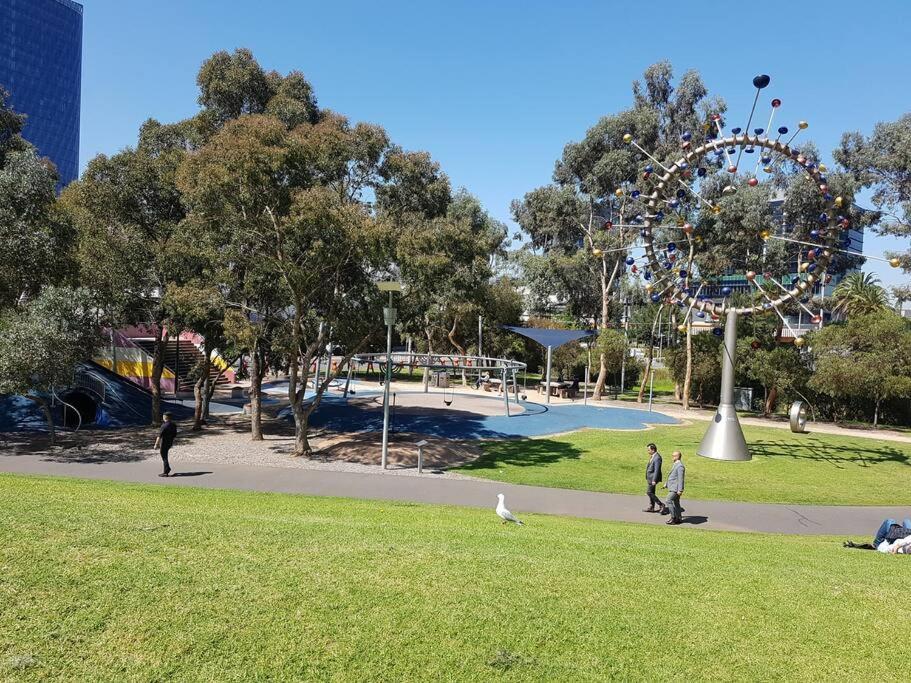 Melbourne Docklands Riverside Views 外观 照片